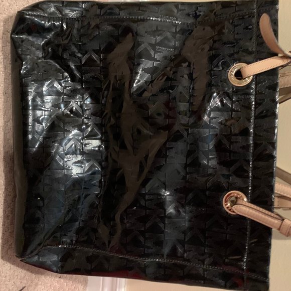 Micheal Kors Large Black Tote - Picture 2 of 6